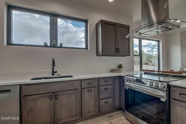 $426,000 | 313 Kinsey Avenue, Kremmling, CO 80459