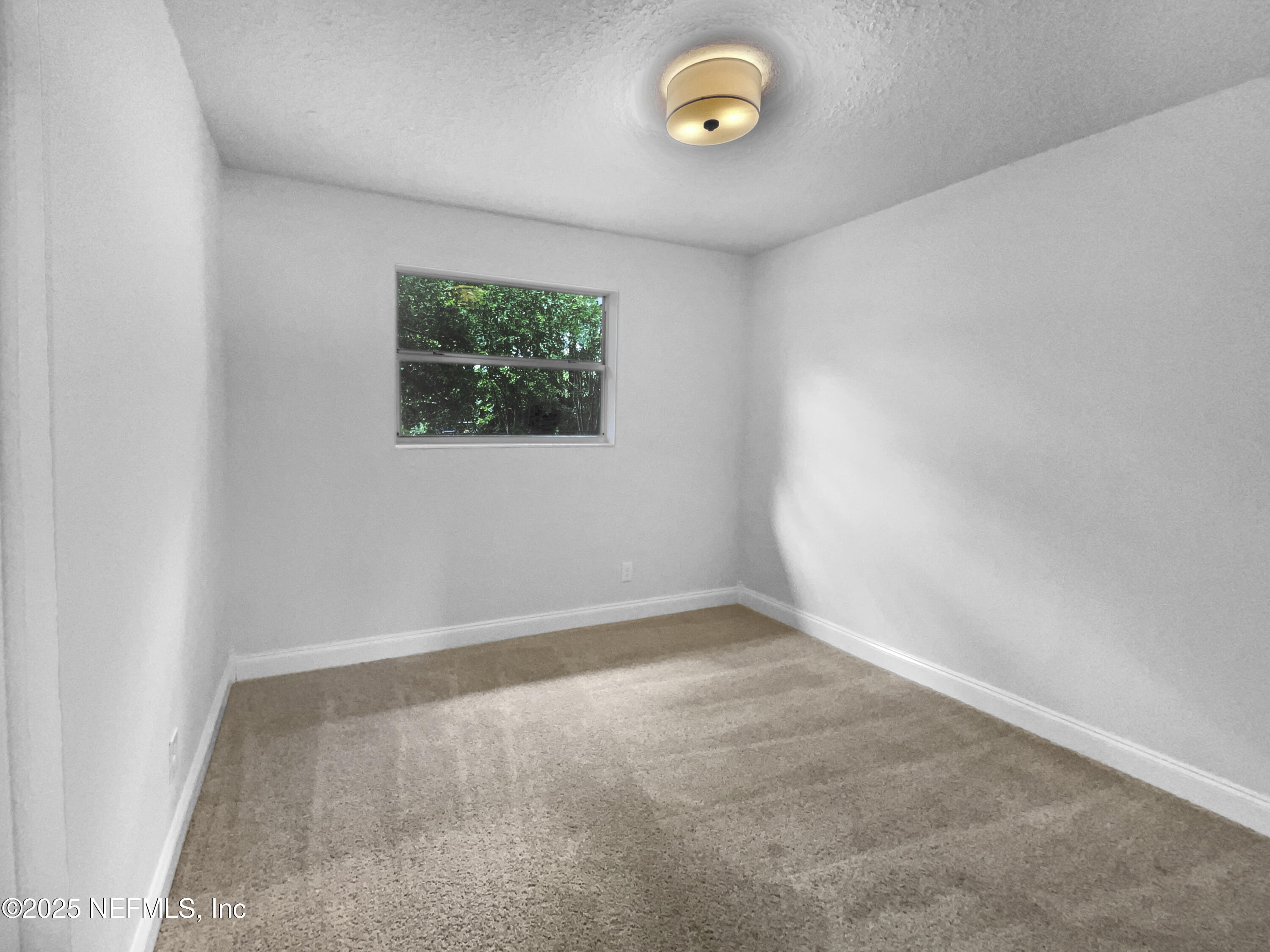 9408 Little John Road Jacksonville, FL 32208 - Photo 9 of 22 listing_4