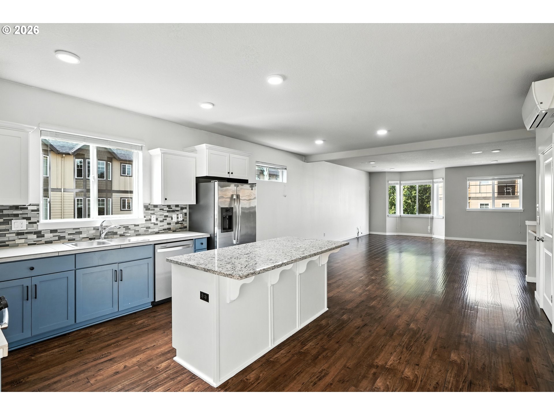 19692 Southwest Blackbear Court Beaverton, OR 97006 - Photo 7 of 30