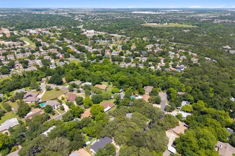 $395,000 | 1110 Hollybluff Street, Austin, TX 78753