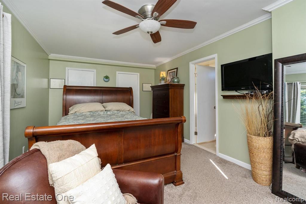2686 Gerald Avenue Rochester Hills, MI 48307 - Photo 22 of 44