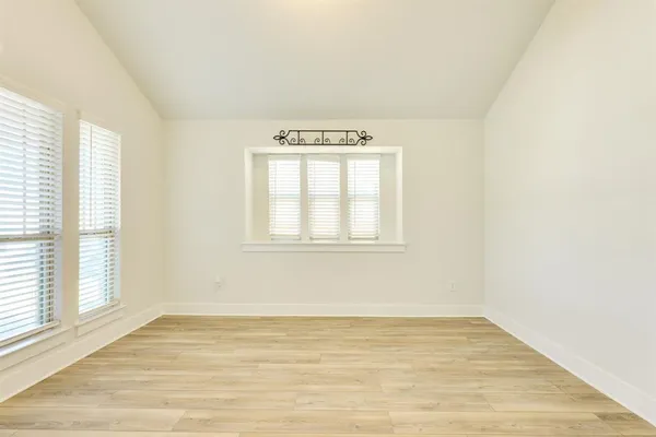 $365,000 | 122 Biscayne Bay Bend, Kyle, TX 78640