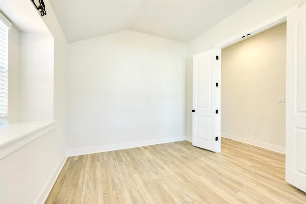 $365,000 | 122 Biscayne Bay Bend, Kyle, TX 78640