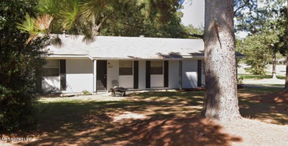 Longwood Street View