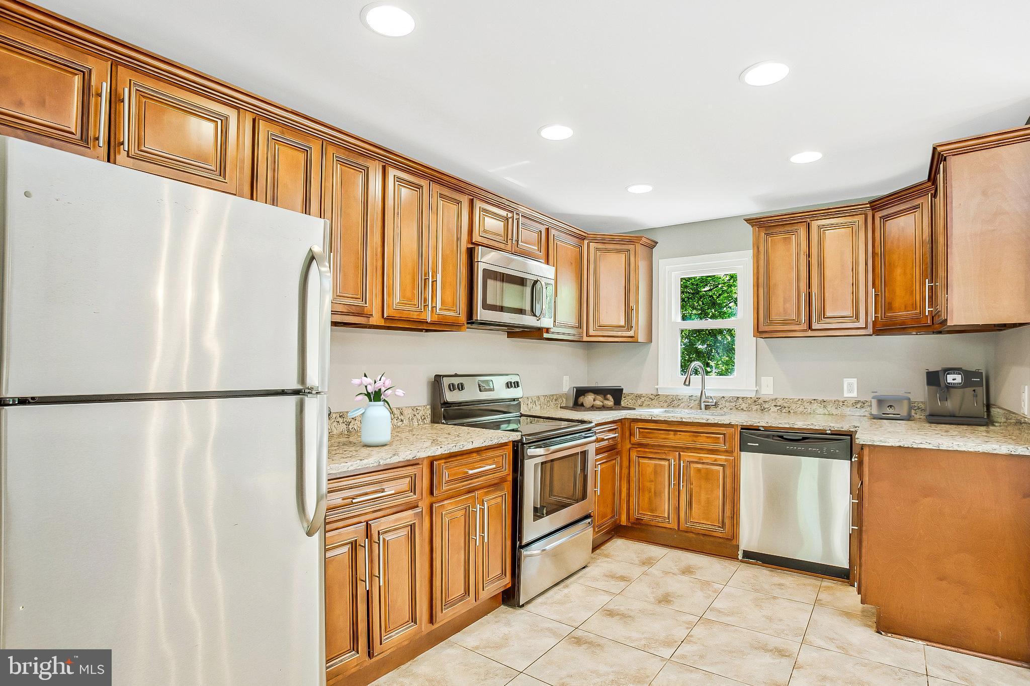 12221 Brandywine Road Brandywine, MD 20613 - Photo 2 of 28