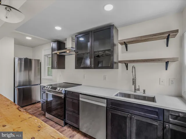 $264,000 | 151 South Laurel Avenue, Berkeley Springs, WV 25411