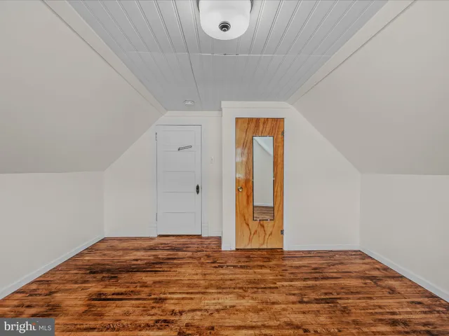 $264,000 | 151 South Laurel Avenue, Berkeley Springs, WV 25411