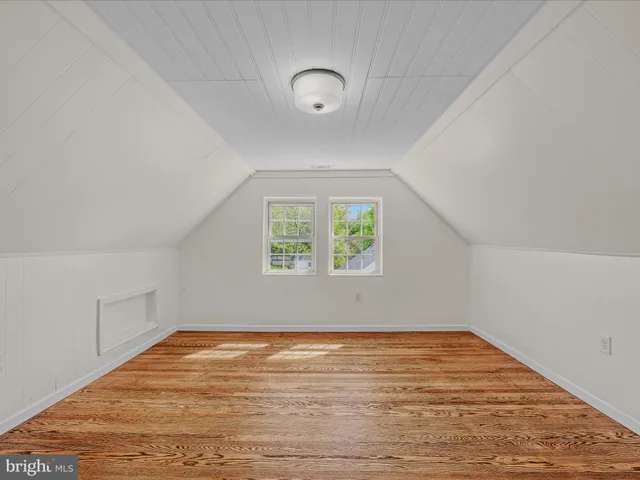 $264,000 | 151 South Laurel Avenue, Berkeley Springs, WV 25411