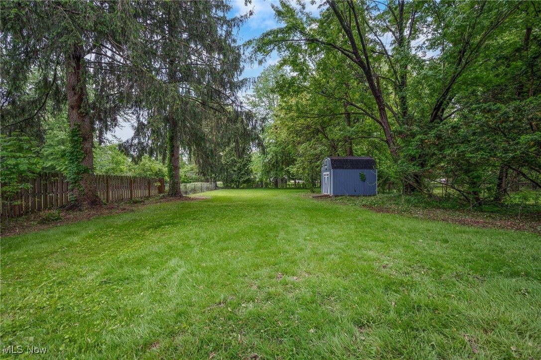 21555 Mastick Road Cleveland, OH 44126 - Photo 29 of 33