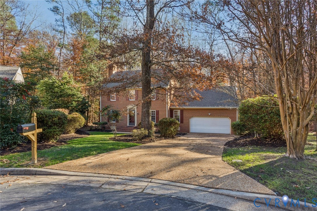 front view of house with a yard