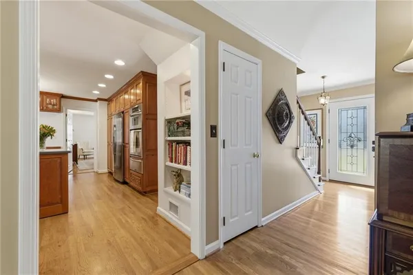 $799,000 | 1924 Queens Way, Atlanta, GA 30341