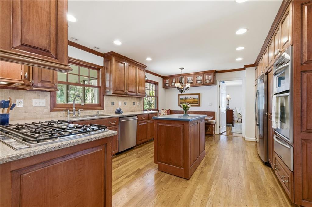 1924 Queens Way Atlanta, GA 30341 - Photo 13 of 71