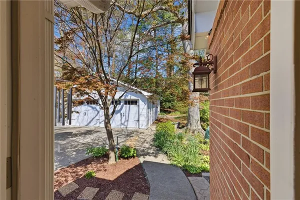 $799,000 | 1924 Queens Way, Atlanta, GA 30341