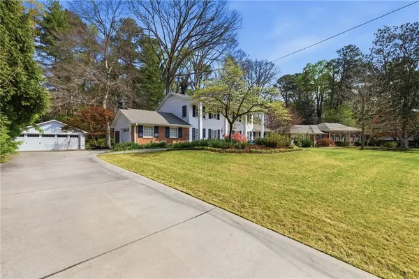 $799,000 | 1924 Queens Way, Atlanta, GA 30341
