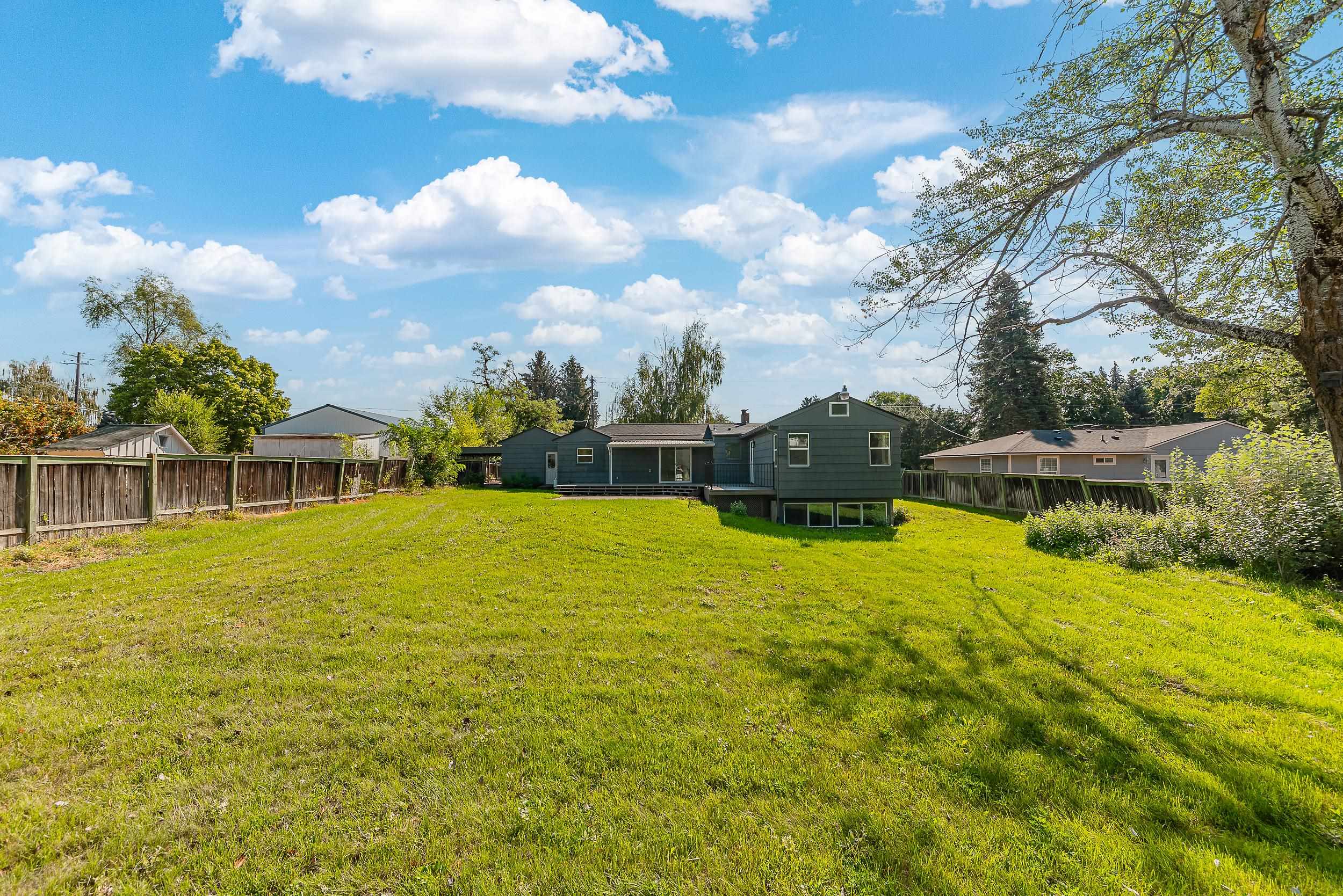 9817 North Colfax Road Spokane, WA 99218 - Photo 23 of 50 Gallery Image 23