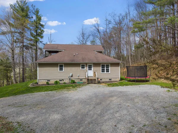 $399,950 | 10071 Fortune Ridge Road, Bent Mountain, VA 24059