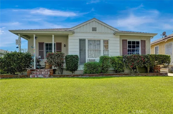 $1,225,000 | 1212 West Victory Boulevard, Burbank, CA 91506