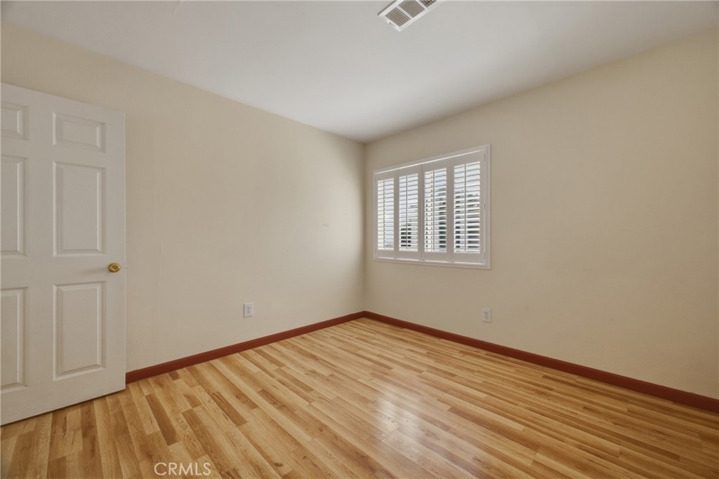 13407 Kagel Canyon Road Sylmar, CA 91342 - Photo 24 of 31 wooden floor in an empty room