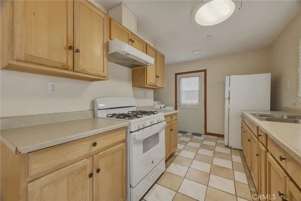 $755,000 | 13407 Kagel Canyon Road, Sylmar, CA 91342