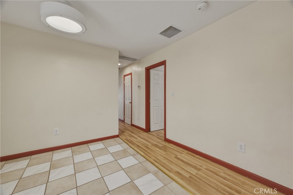13407 Kagel Canyon Road Sylmar, CA 91342 - Photo 30 of 31 a view of an empty room