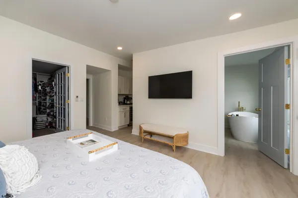 $1,850,000 | 5224 Bay Avenue, Ocean City, NJ 08226