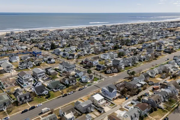 $1,850,000 | 5224 Bay Avenue, Ocean City, NJ 08226