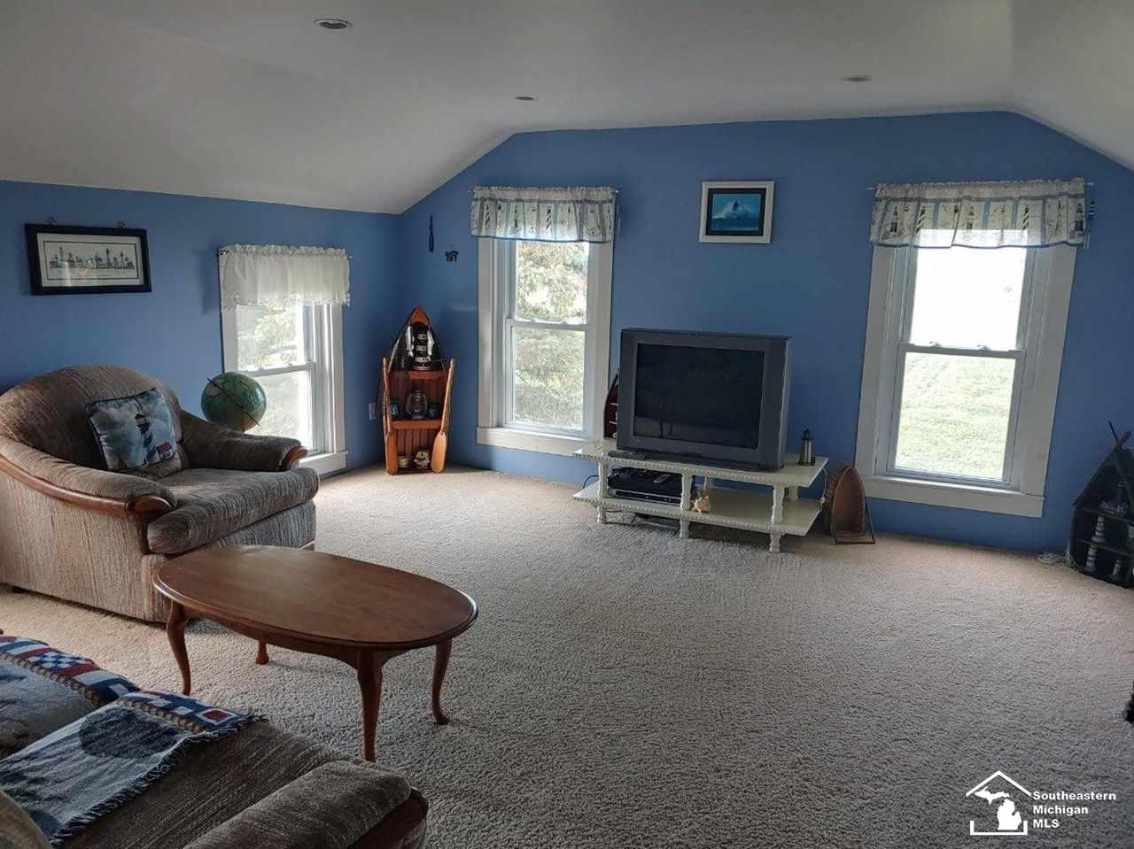 14438 East Horton Road Riga, MI 49276 - Photo 7 of 19