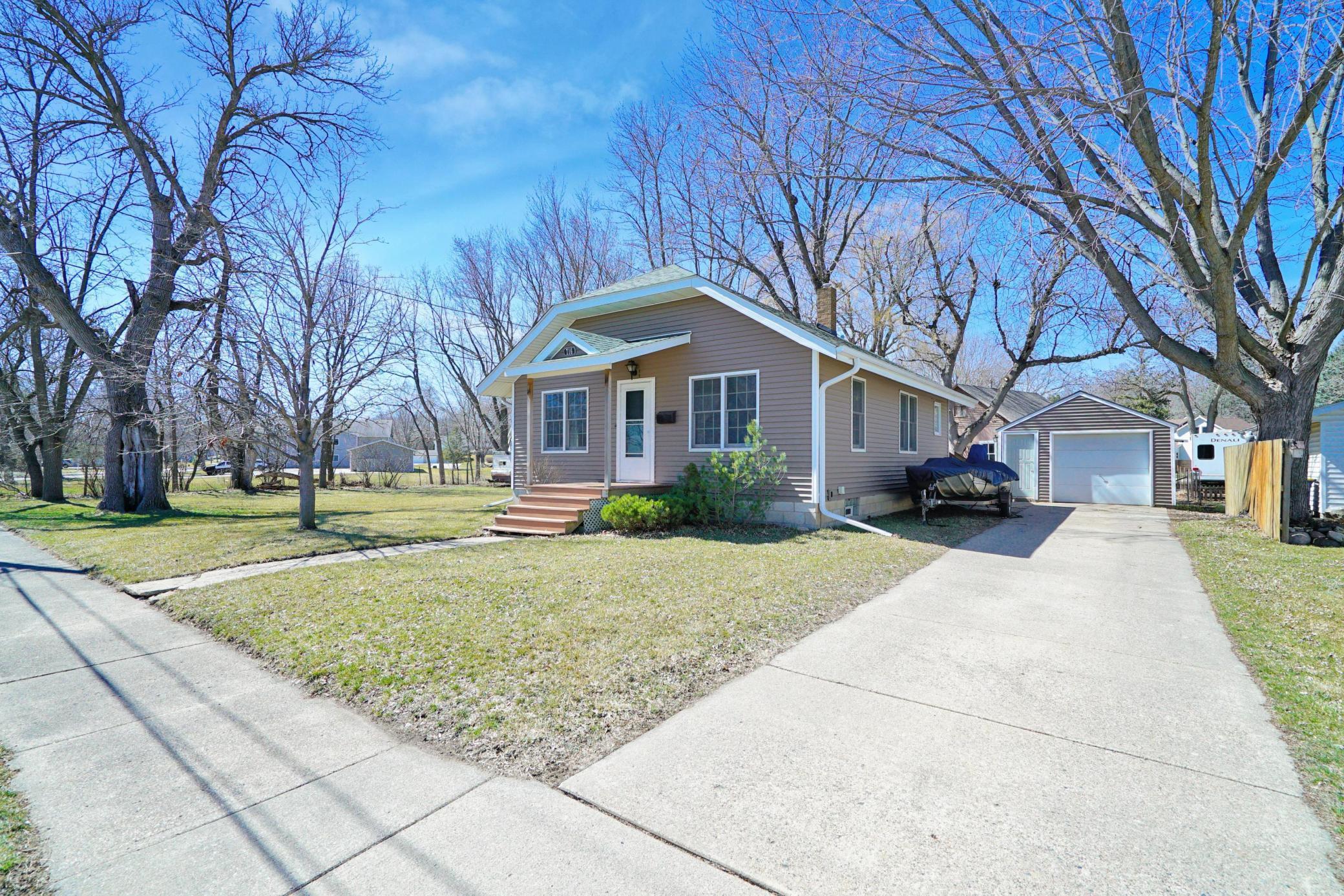 716 Rice Street Faribault, MN 55021 - Photo 2 of 29