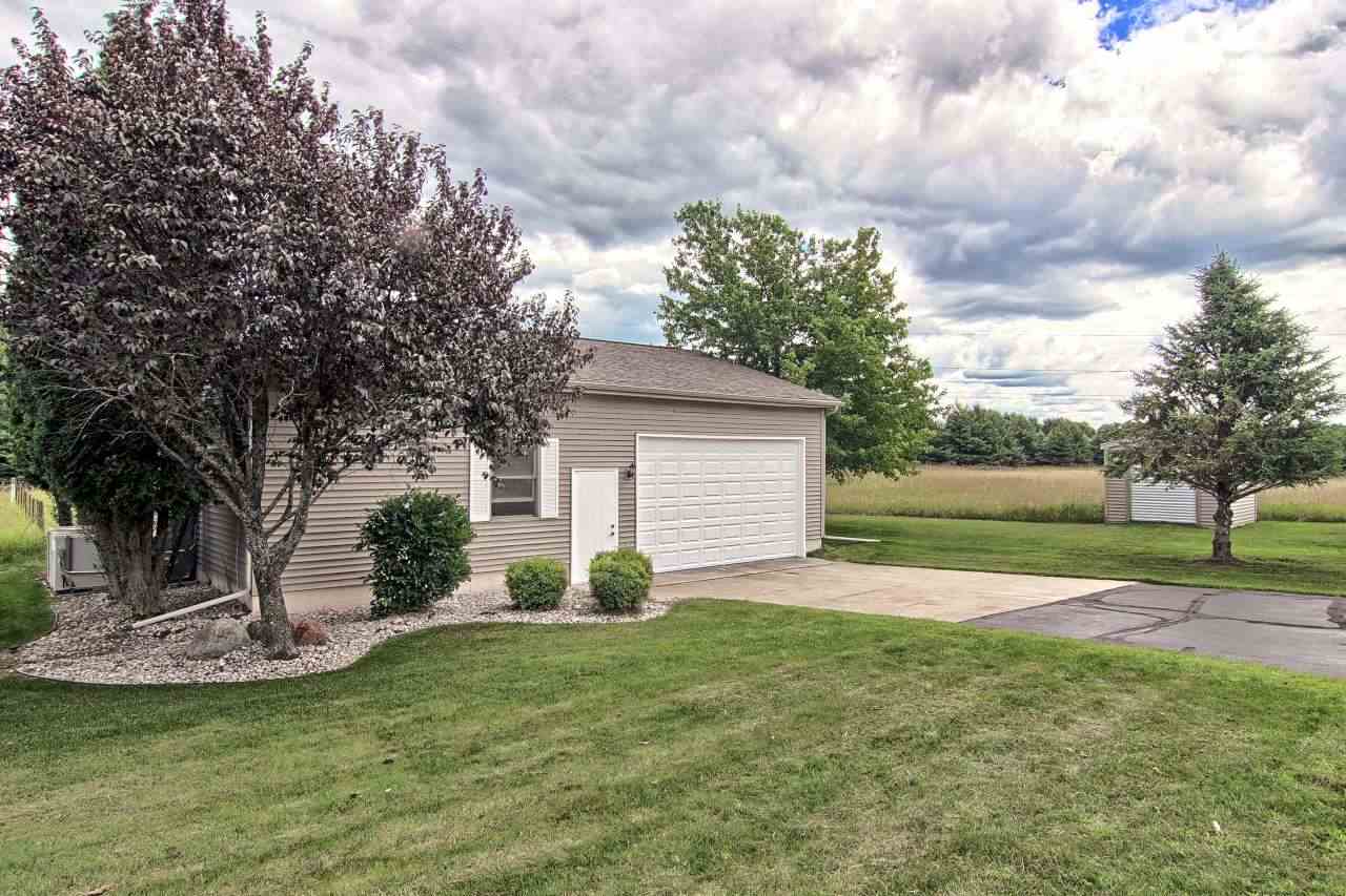 3659 Wemple Road Traverse City, MI 49686 - Photo 3 of 34 1821199-2.JPG