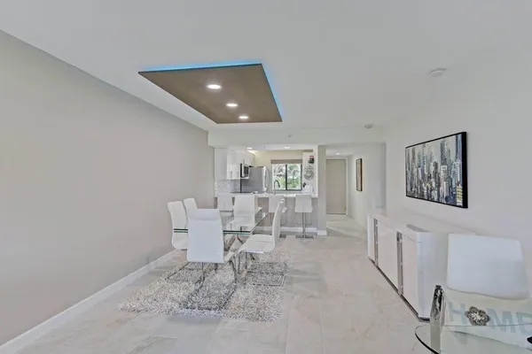 $599,000 | 901 Seafarer Circle, Unit 105, Jupiter, FL 33477