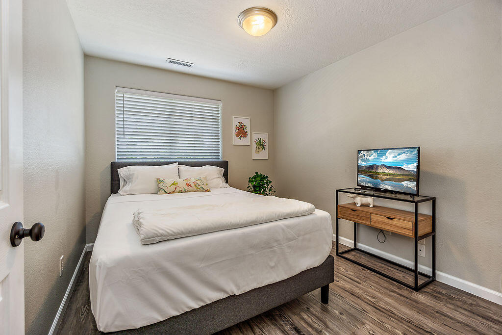 450 Midway Road, Unit 30 Medford, OR 97501 - Photo 23 of 28 MR(24)