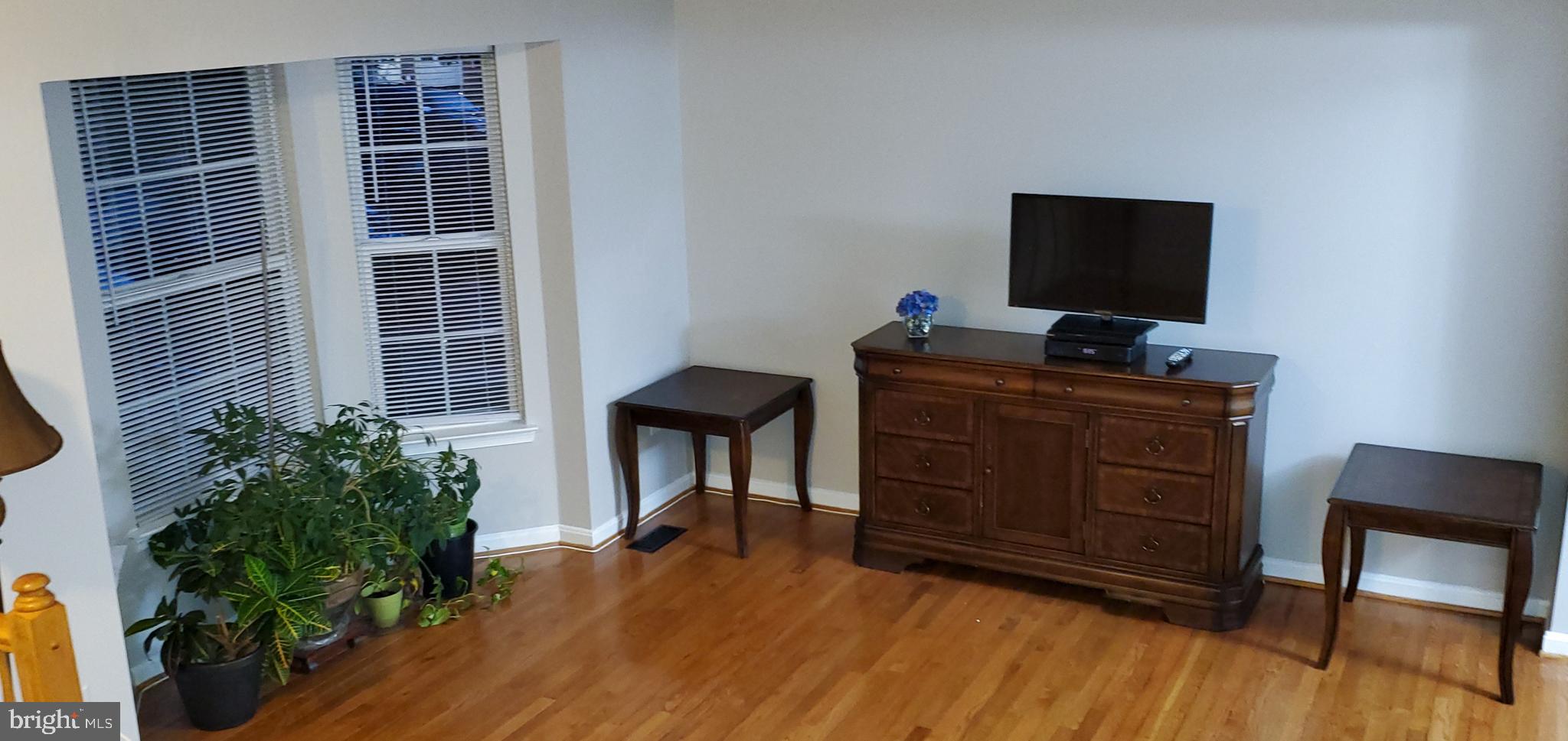 8857 Ritchboro Road District Heights, MD 20747 - Photo 3 of 43 Living room