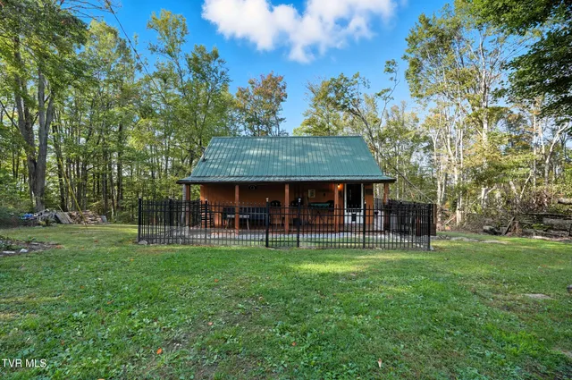 $159,000 | 4654 Sentry Road, Big Stone Gap, VA 24219