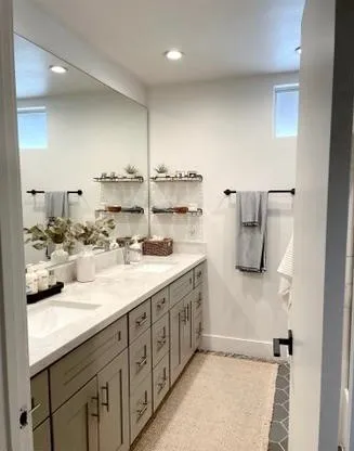 $2,700 | 31554 Agoura Road, Unit 3, Westlake Village, CA 91361