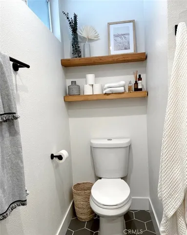 $2,700 | 31554 Agoura Road, Unit 3, Westlake Village, CA 91361