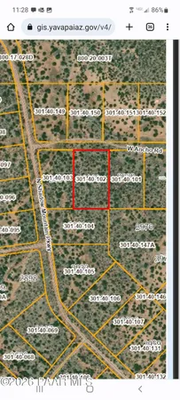 a view of parking area