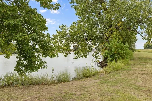 a view of a lake view