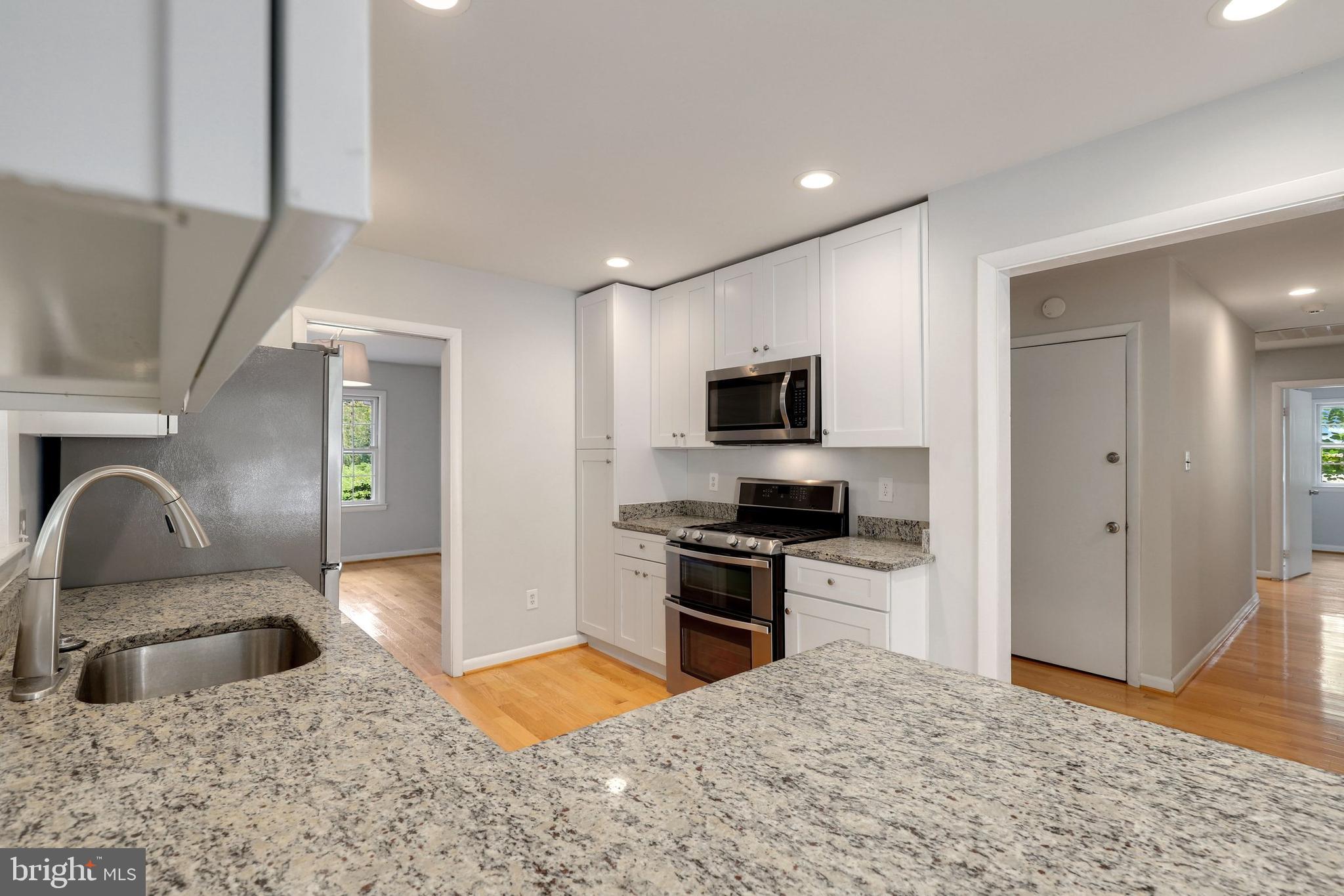 5803 Ogden Road Bethesda, MD 20816 - Photo 11 of 51