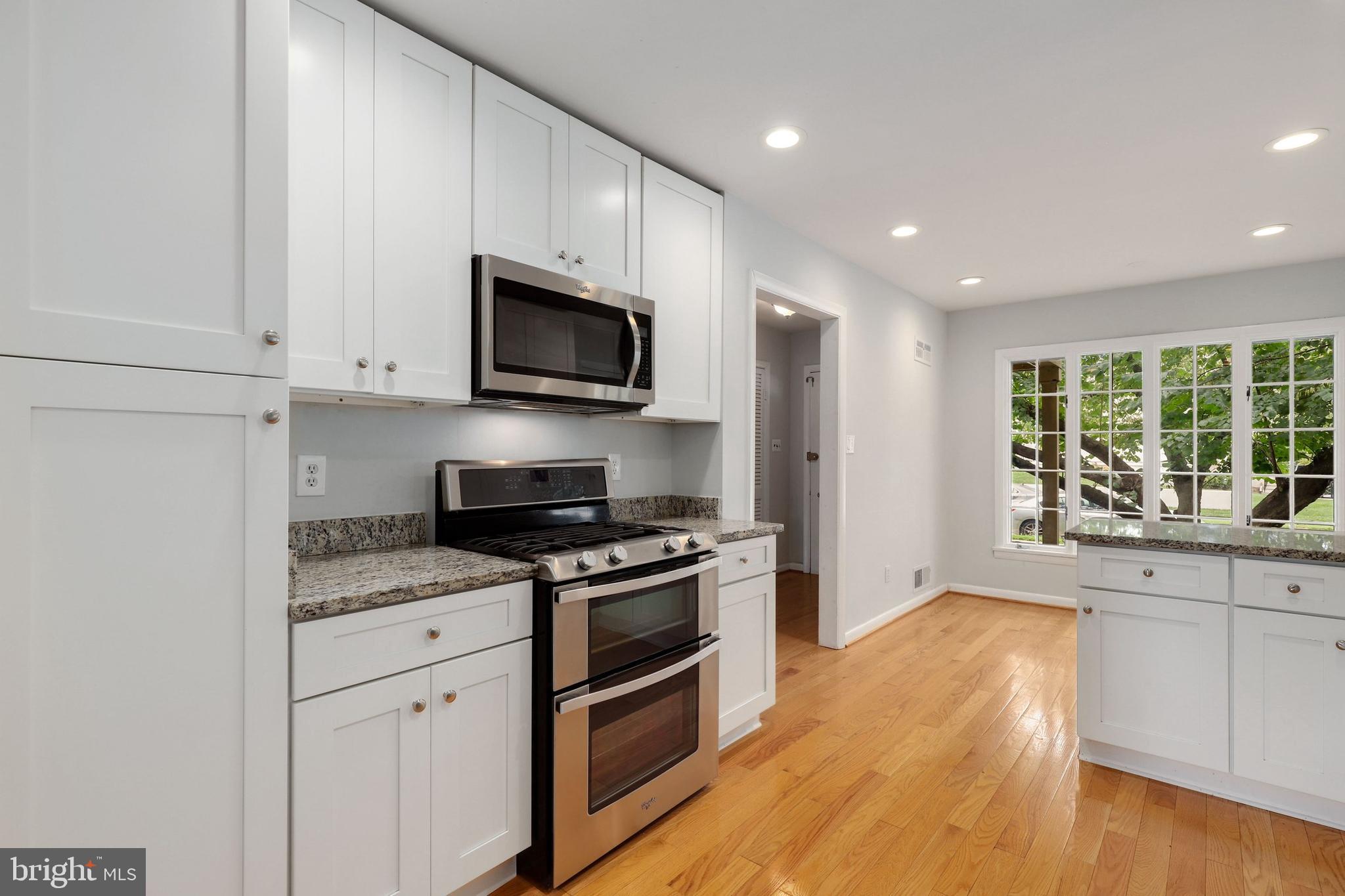 5803 Ogden Road Bethesda, MD 20816 - Photo 13 of 51