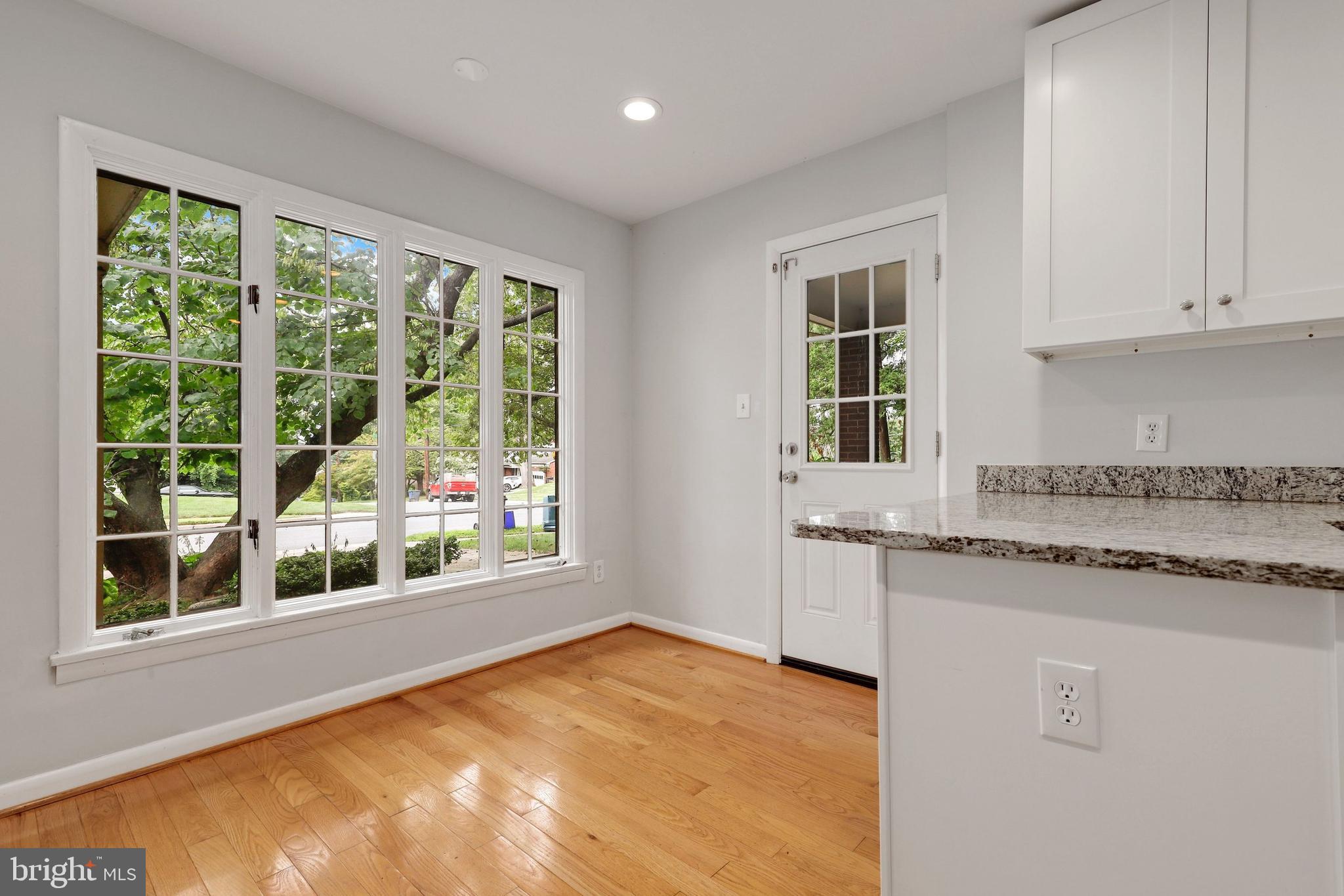 5803 Ogden Road Bethesda, MD 20816 - Photo 15 of 51