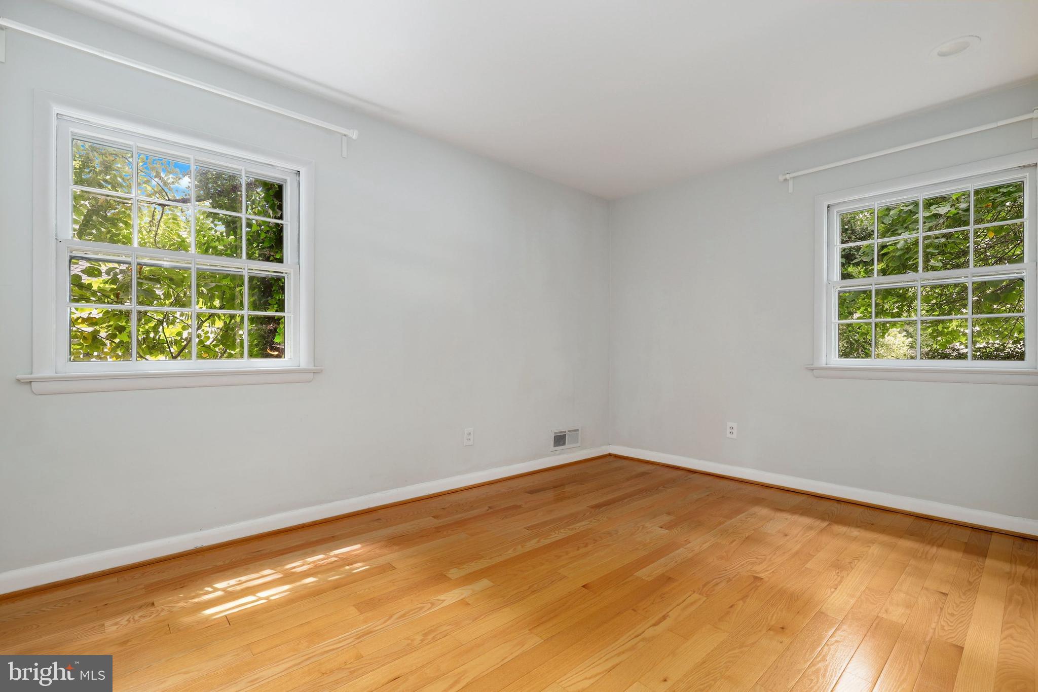 5803 Ogden Road Bethesda, MD 20816 - Photo 21 of 51