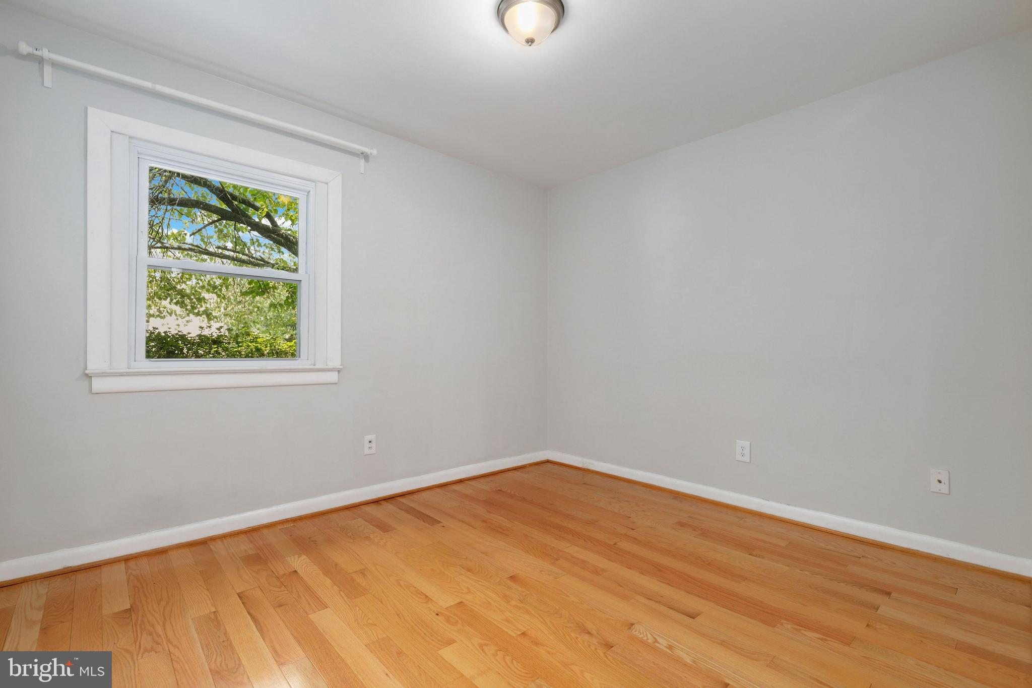 5803 Ogden Road Bethesda, MD 20816 - Photo 23 of 51