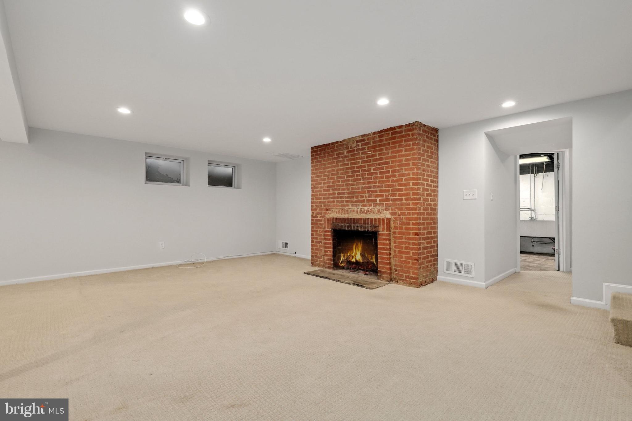 5803 Ogden Road Bethesda, MD 20816 - Photo 27 of 51