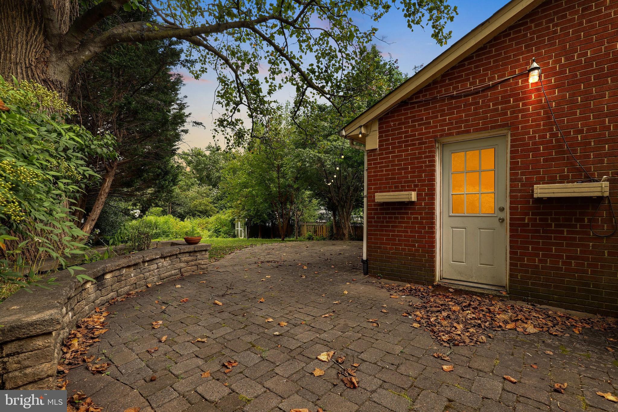 5803 Ogden Road Bethesda, MD 20816 - Photo 37 of 51