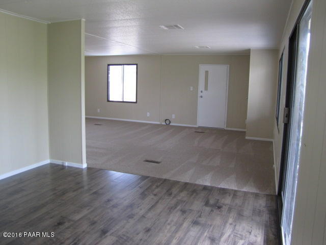 10249 Black Angus Road Dewey, AZ 86327 - Photo 1 of 39 Dining/living are