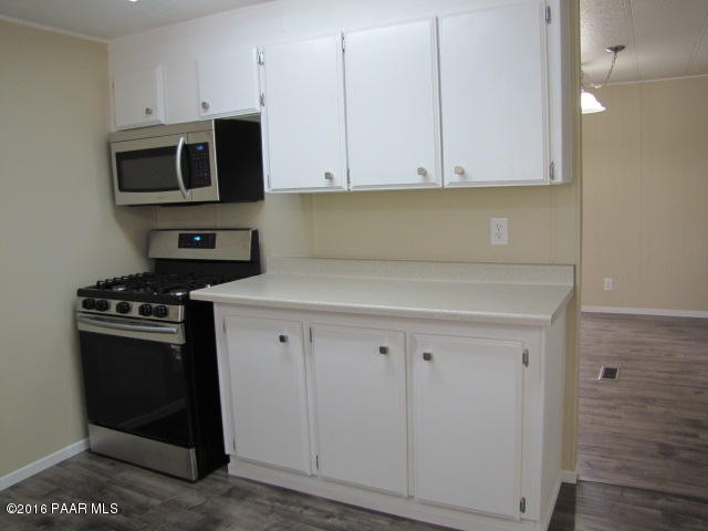 10249 Black Angus Road Dewey, AZ 86327 - Photo 21 of 39 Kitchen