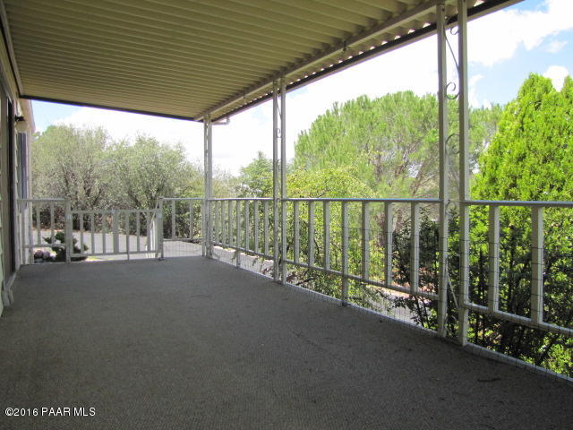 10249 Black Angus Road Dewey, AZ 86327 - Photo 31 of 39 Covered patio