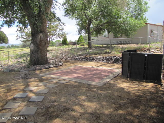 10249 Black Angus Road Dewey, AZ 86327 - Photo 34 of 39 Back yard