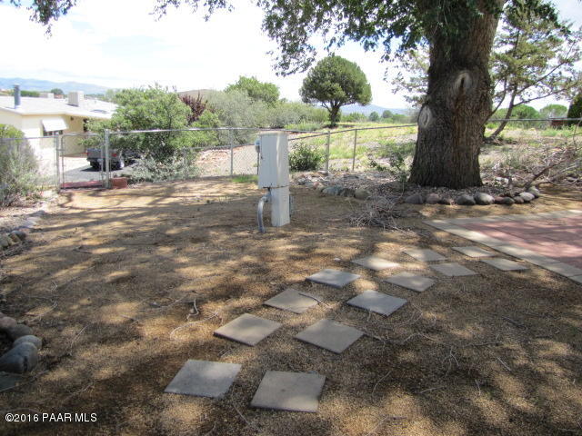 10249 Black Angus Road Dewey, AZ 86327 - Photo 35 of 39 Back yard