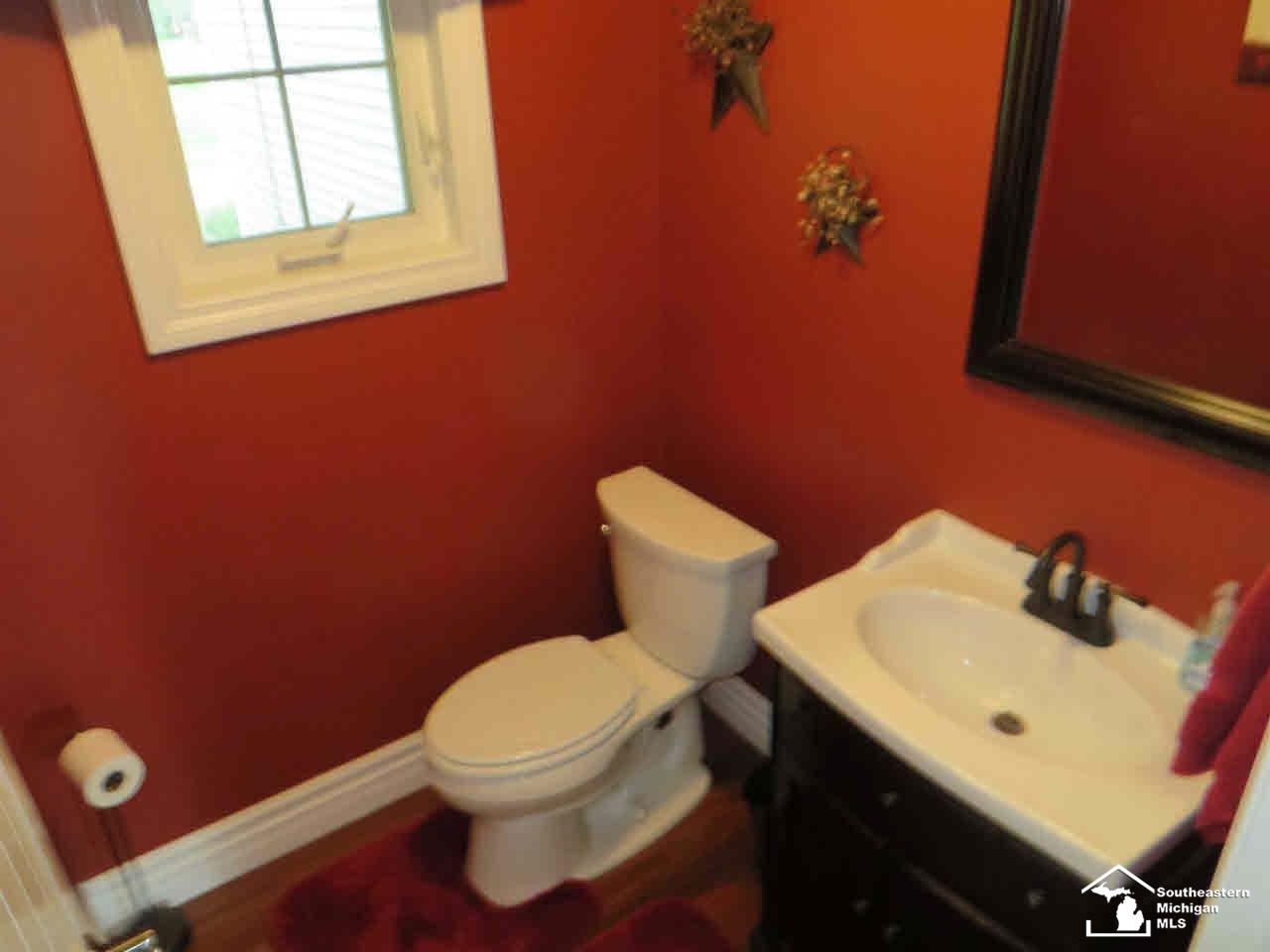 3449 West Erie Road Temperance, MI 48182 - Photo 19 of 25 20438156-18.JPG